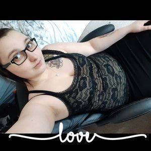 Meet your Posher, Marissa